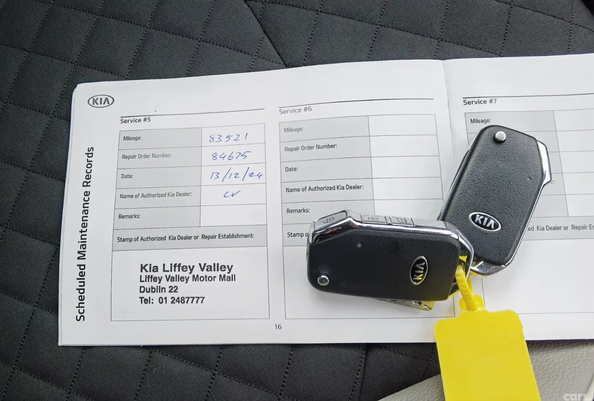 Kia Ceed Hatchback, Petrol, 2019, Red