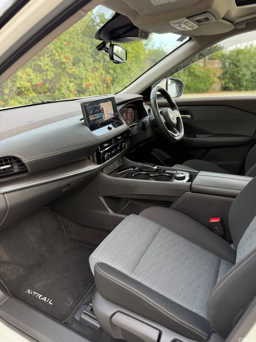 Nissan X-Trail SUV, Petrol, 2024, White