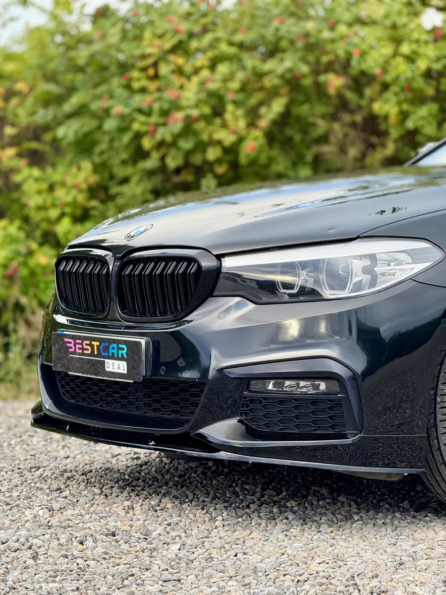 BMW 5-Series Saloon, Petrol Plug-in Hybrid, 2019, Black