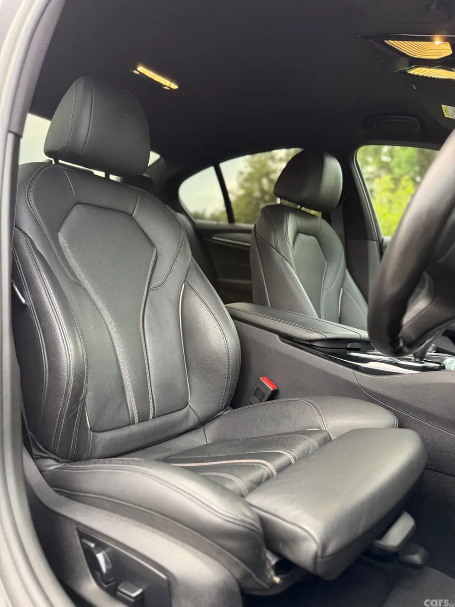BMW 5-Series Saloon, Petrol Plug-in Hybrid, 2019, Black