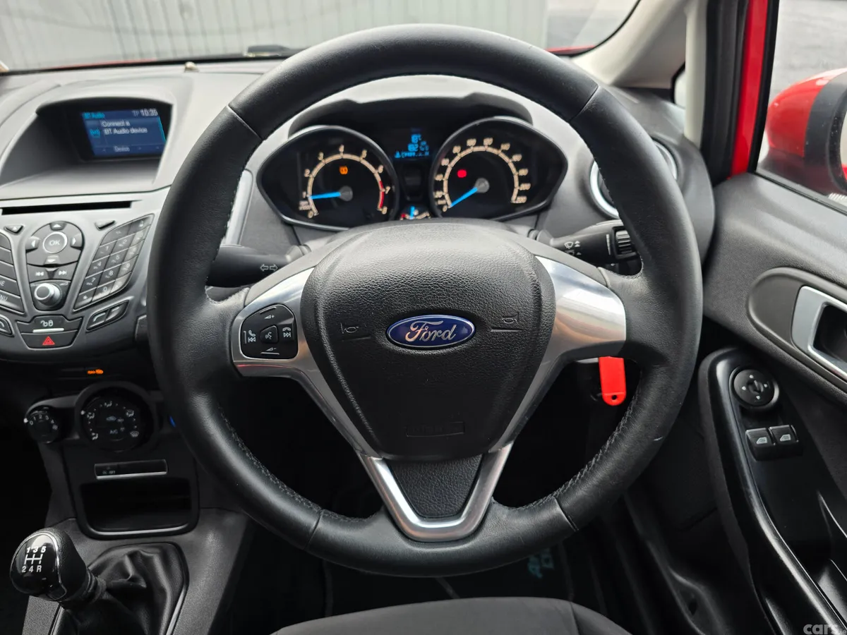Ford Fiesta Hatchback, Petrol, 2017, Red