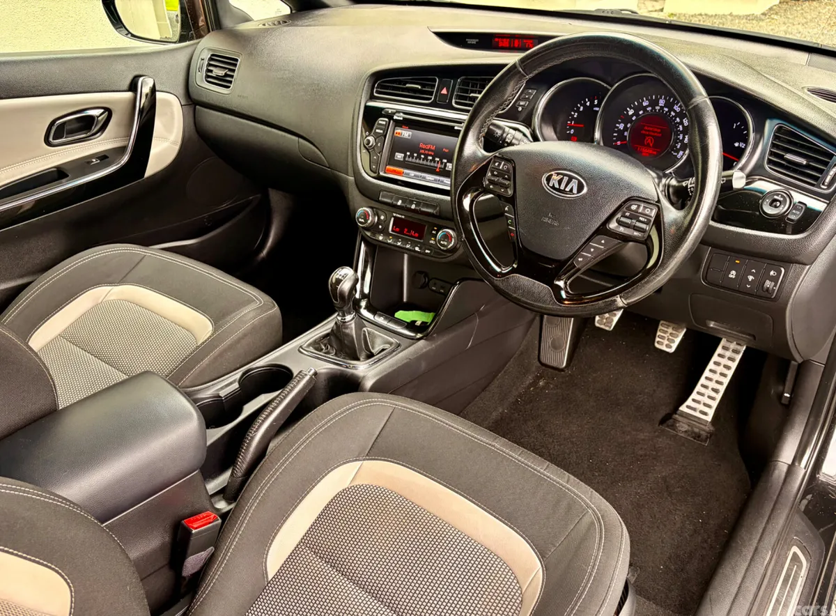 Kia Ceed Hatchback, Diesel, 2013, Black