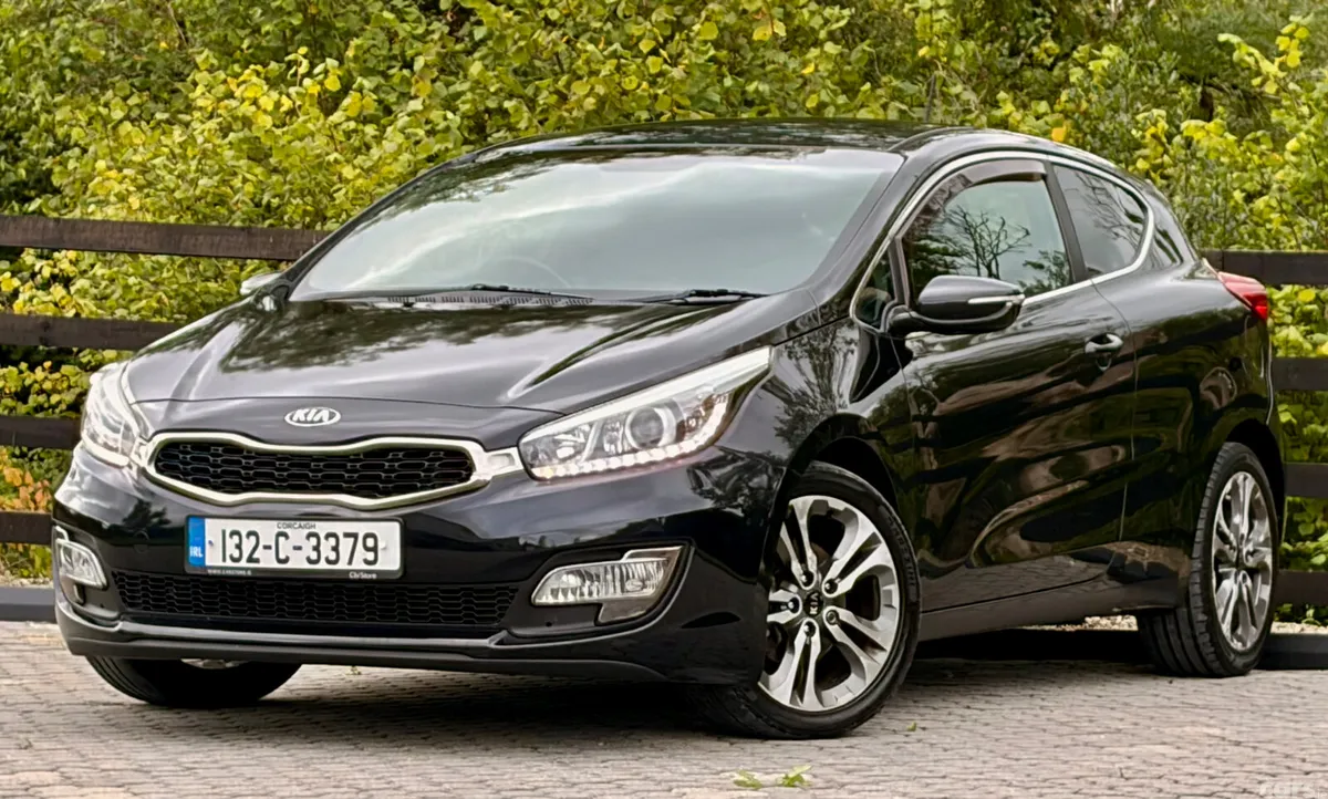 Kia Ceed Hatchback, Diesel, 2013, Black
