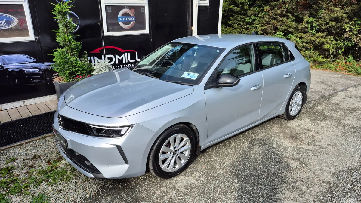 Opel Astra Hatchback, Diesel, 2023, Grey