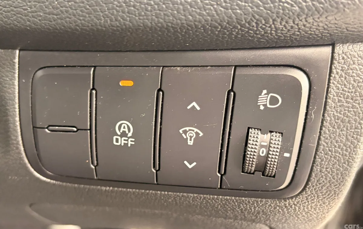 Kia Ceed Hatchback, Diesel, 2013, Black