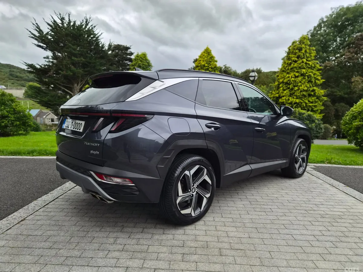 Hyundai Tucson SUV, Petrol Plug-in Hybrid, 2023, Grey