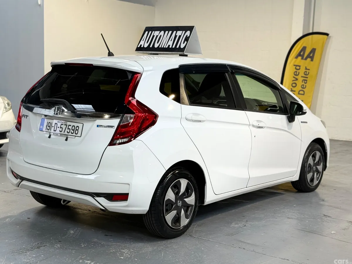 Honda Fit Hatchback, Petrol Hybrid, 2019, White