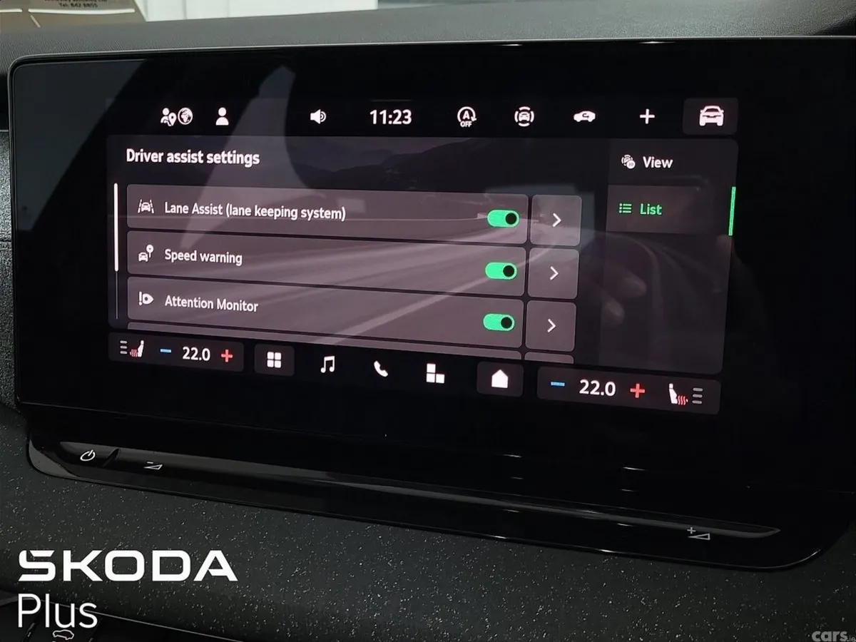 Skoda Octavia Saloon, Petrol, 2024, Grey