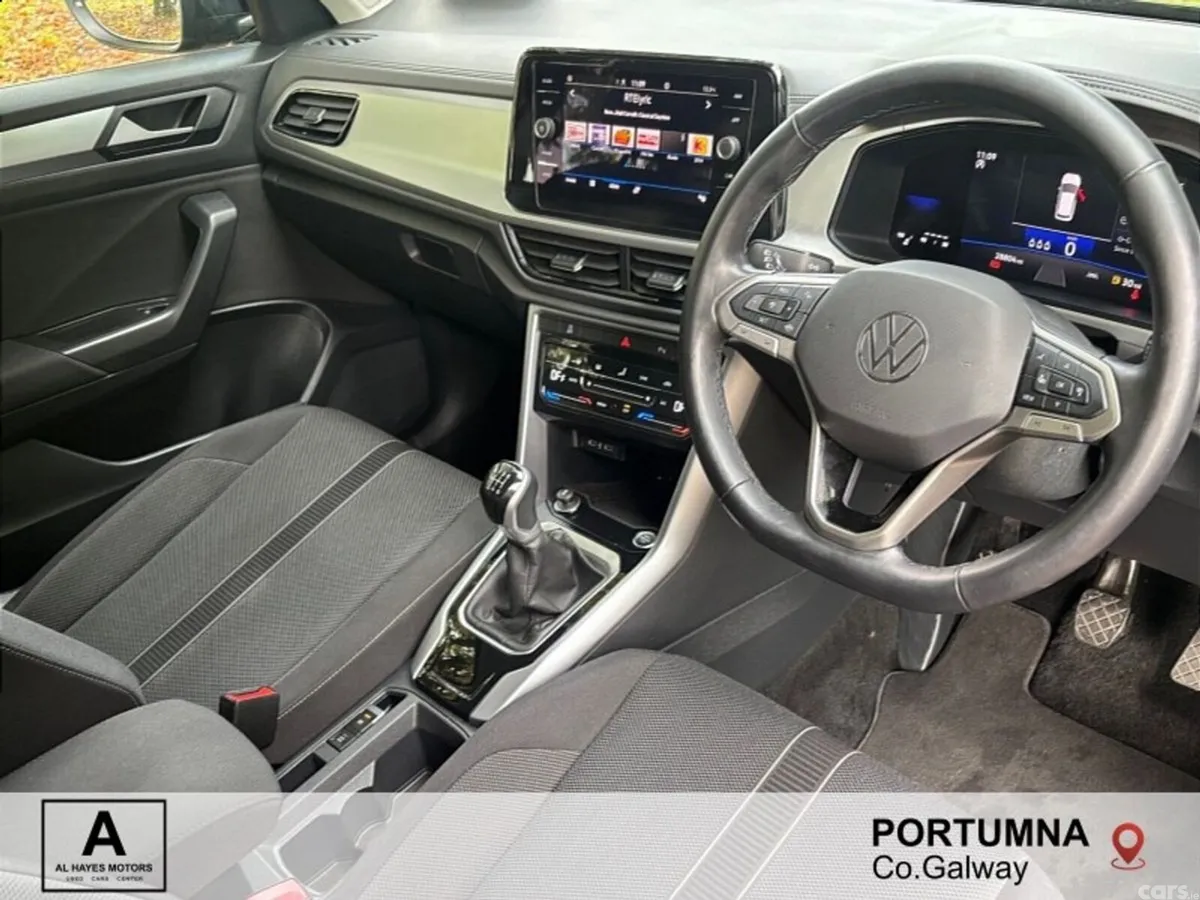 Volkswagen T-Roc SUV, Diesel, 2024, Black