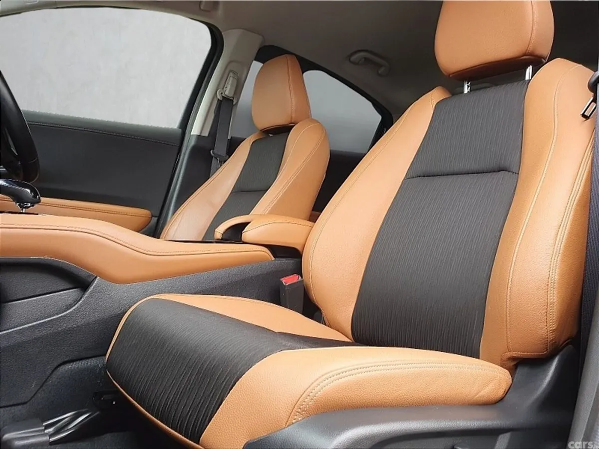 Honda Vezel SUV, Petrol Hybrid, 2019, Black