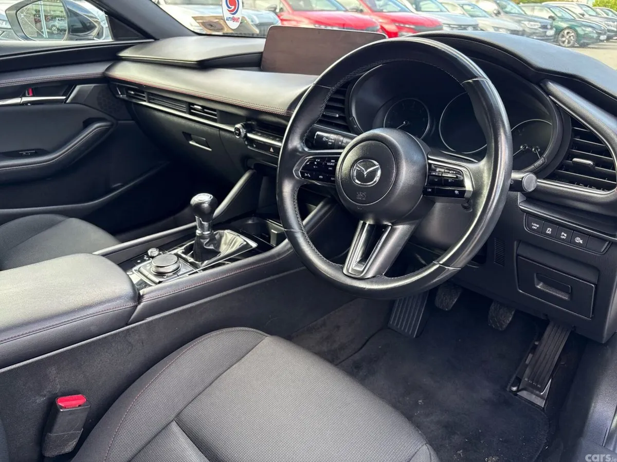 Mazda Mazda3 Hatchback, Petrol, 2024, White