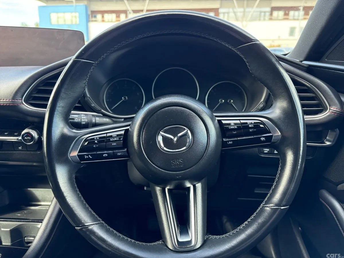 Mazda Mazda3 Hatchback, Petrol, 2024, White