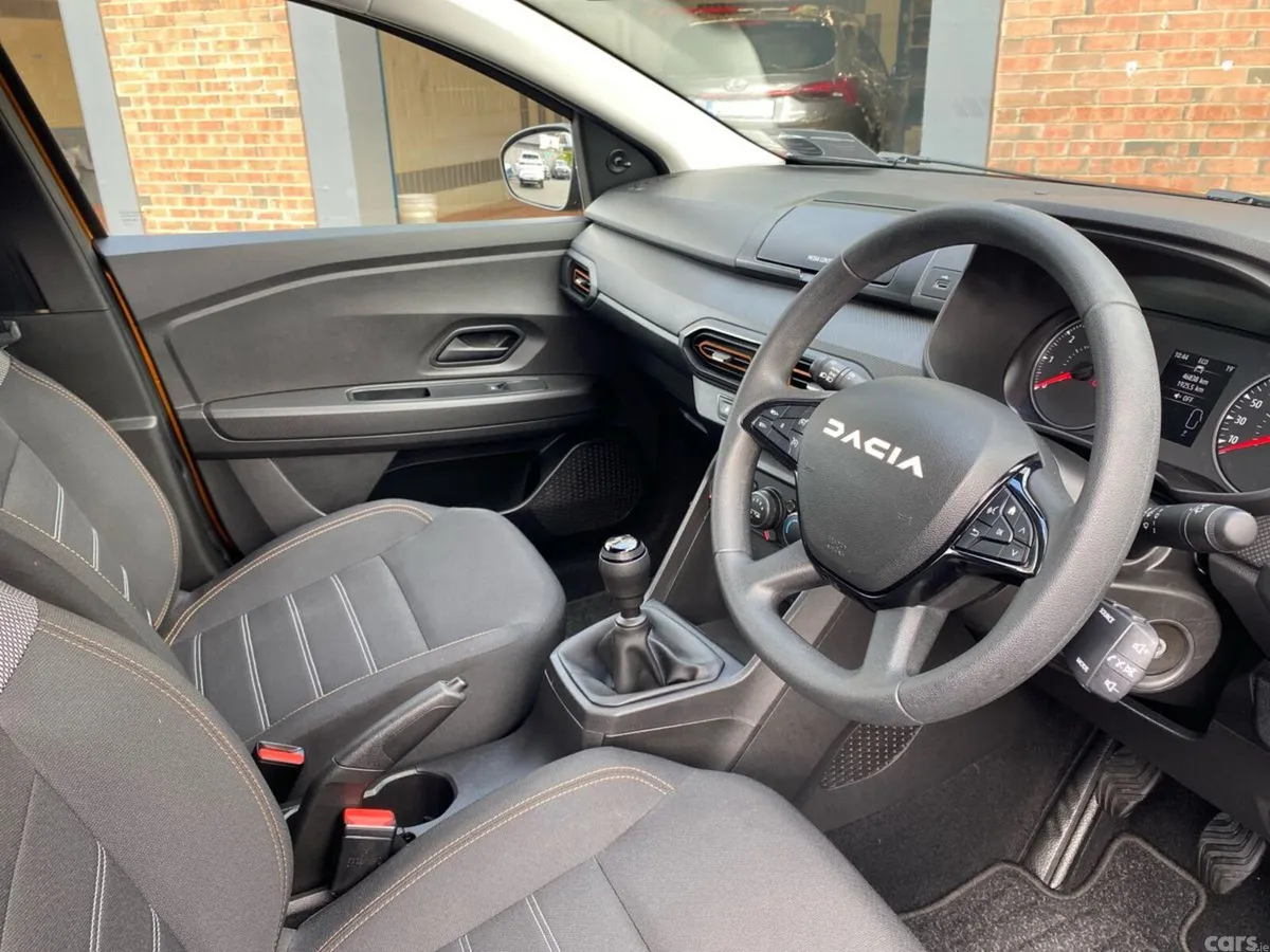 Dacia Sandero Stepway Hatchback, Petrol, 2023, Orange