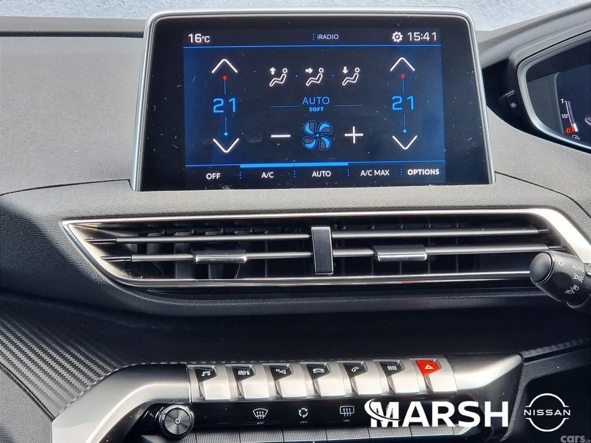 Peugeot 5008 SUV, Diesel, 2023, Grey