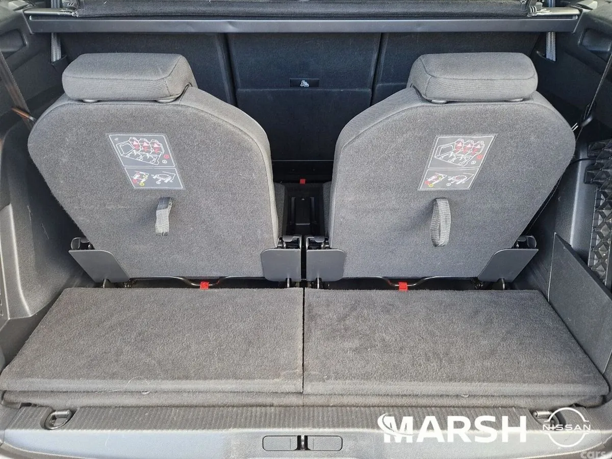 Peugeot 5008 SUV, Diesel, 2023, Grey