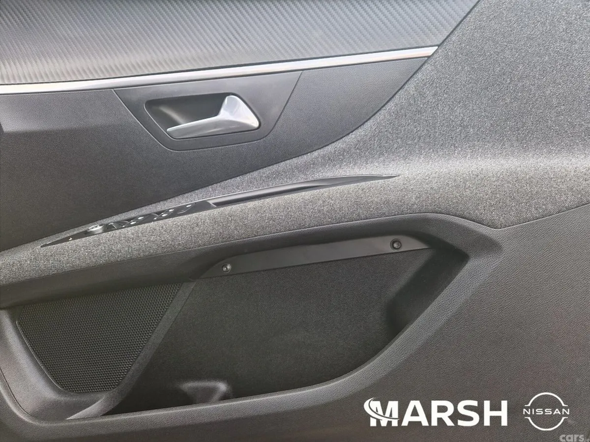 Peugeot 5008 SUV, Diesel, 2023, Grey