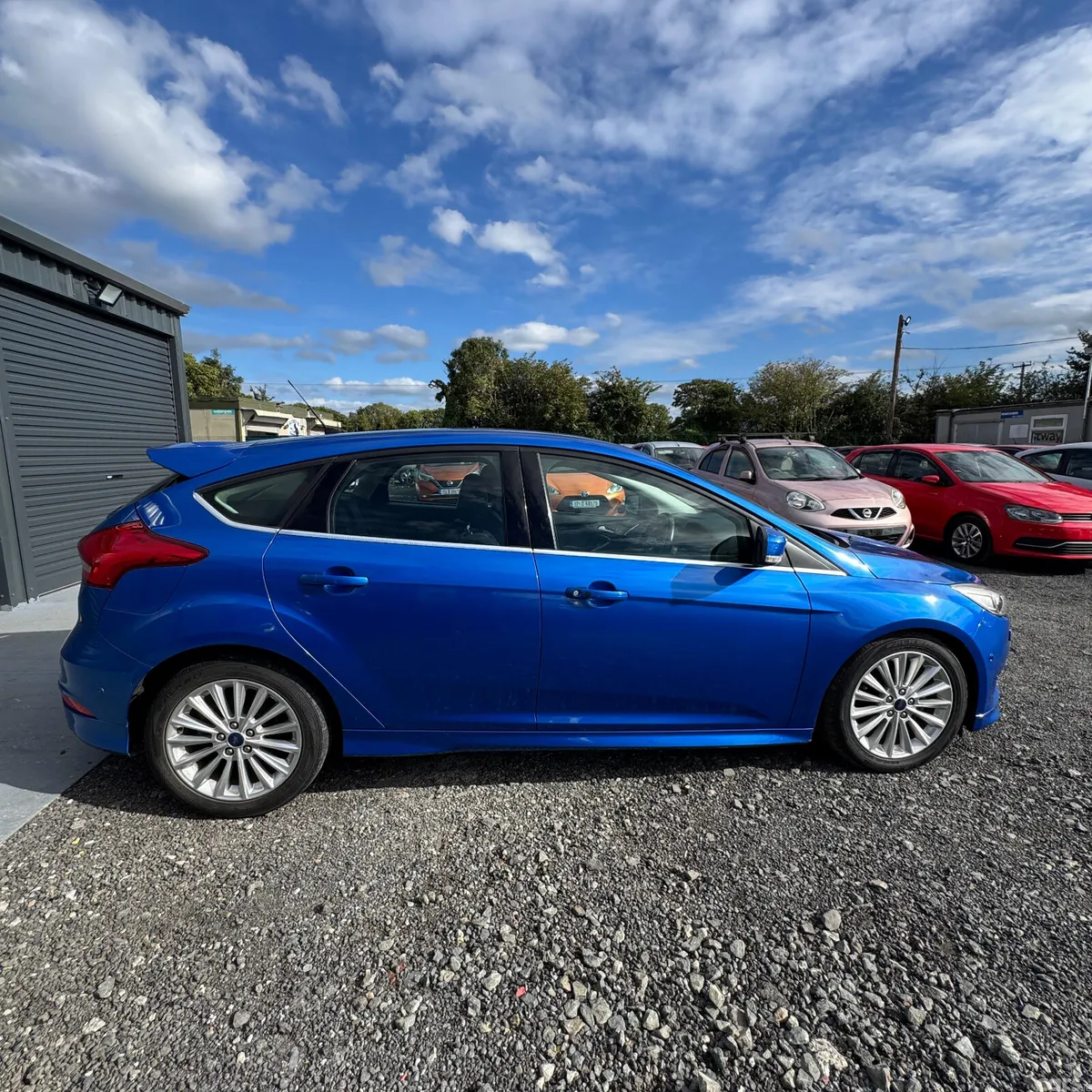 Ford Focus Hatchback, Petrol, 2015, Blue