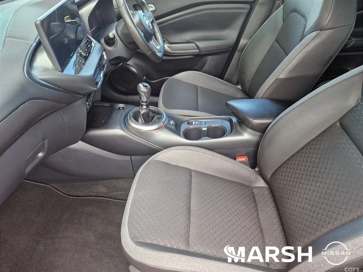 Nissan Juke SUV, Petrol, 2025, Red