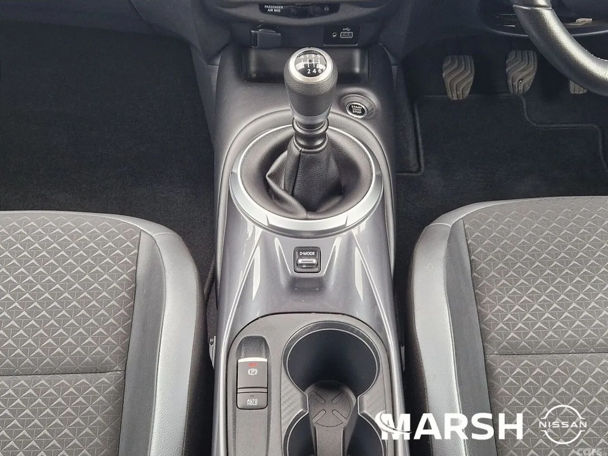 Nissan Juke SUV, Petrol, 2024, Blue