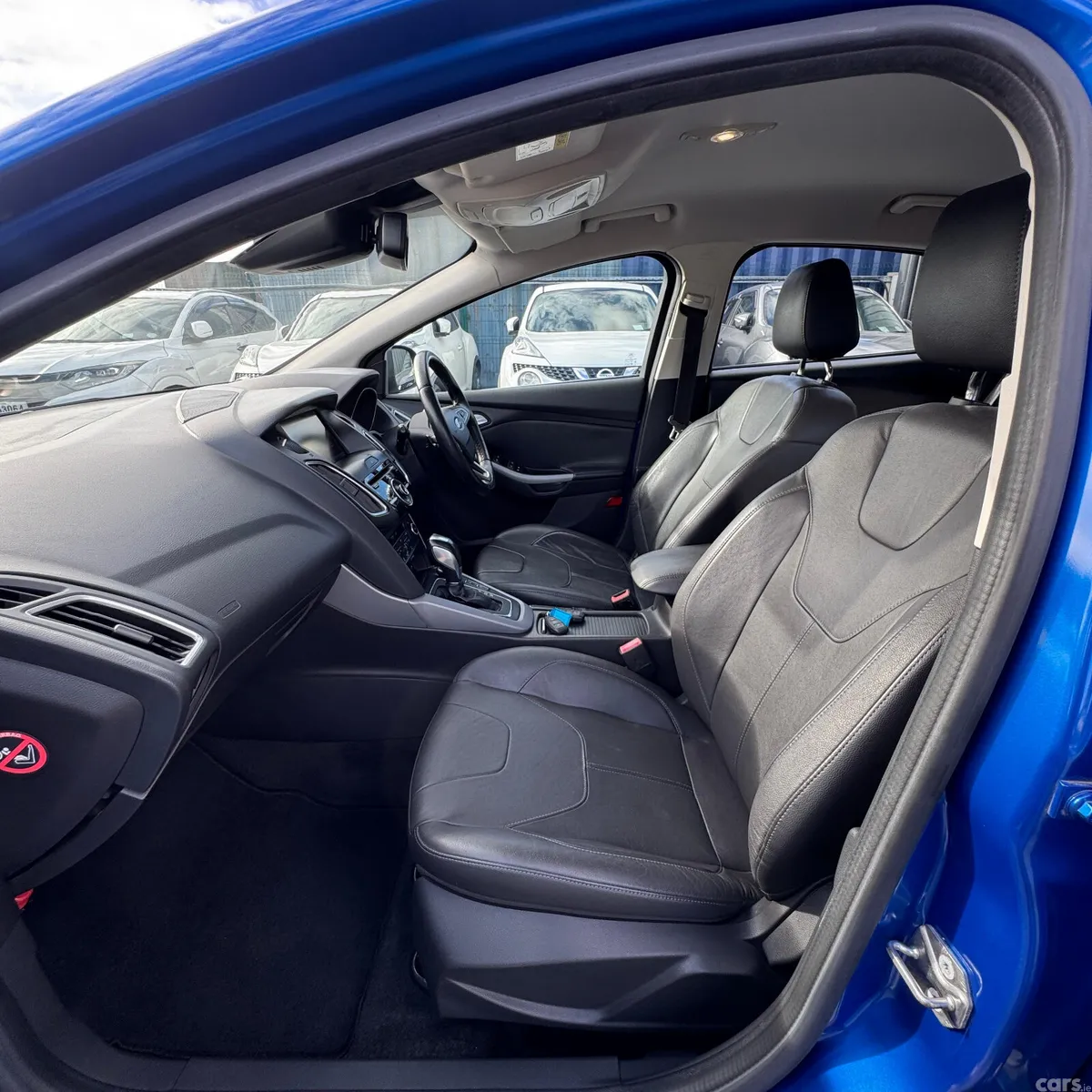 Ford Focus Hatchback, Petrol, 2015, Blue