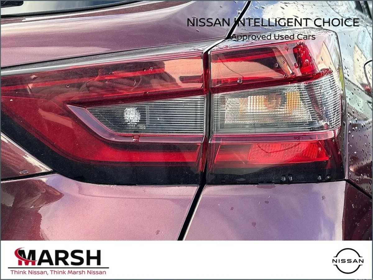 Nissan Juke SUV, Petrol Hybrid, 2023, Red