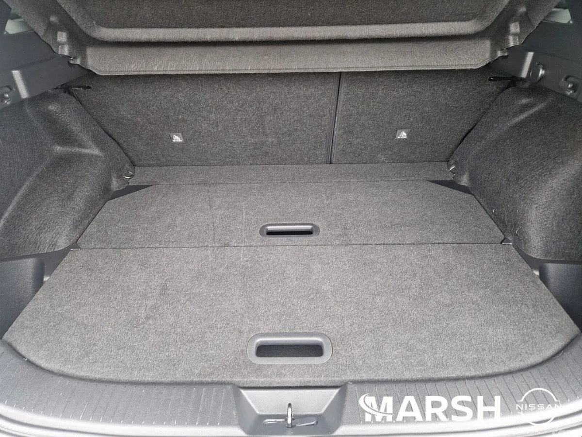 Nissan Qashqai SUV, Petrol Hybrid, 2023, White