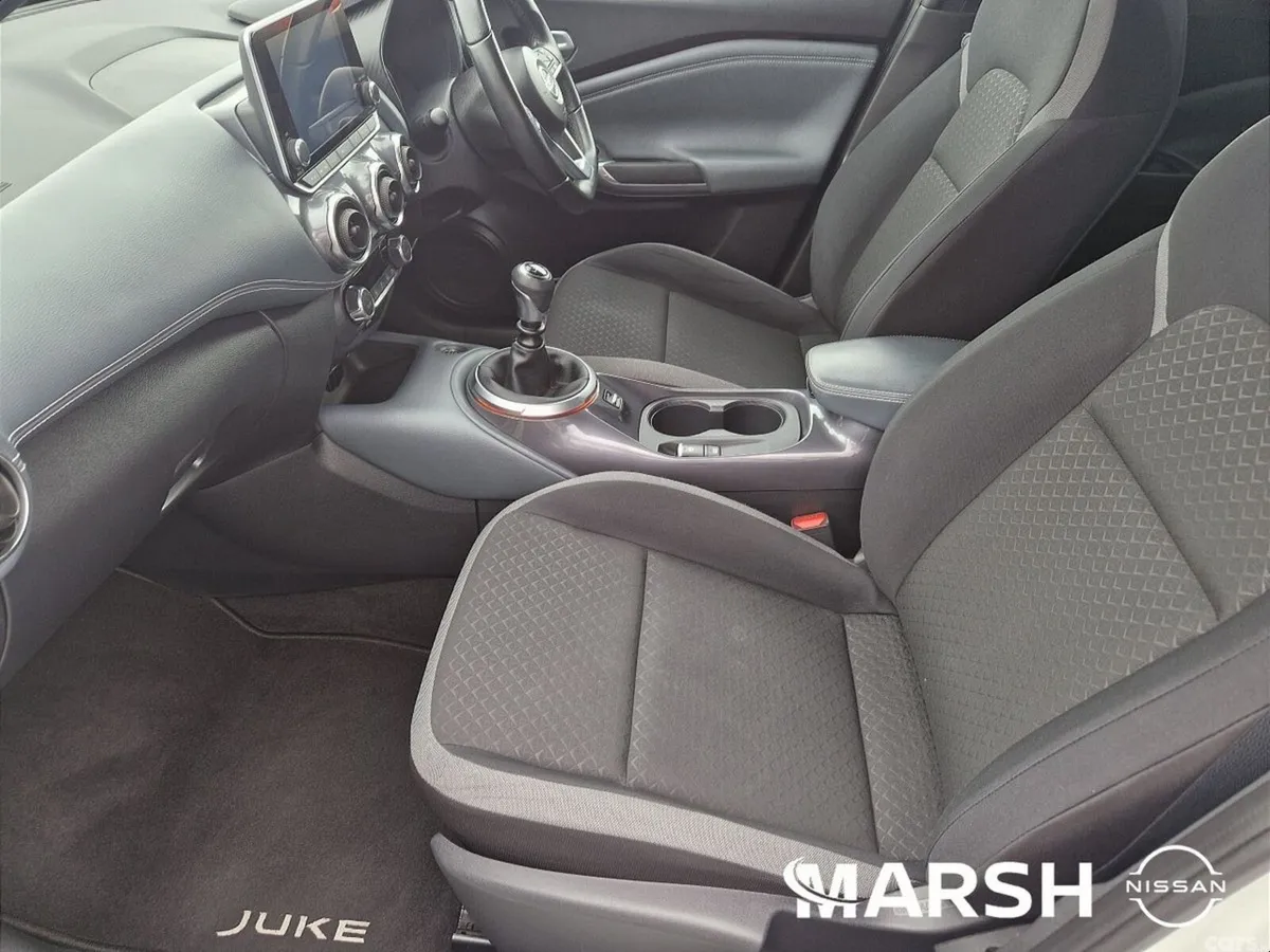 Nissan Juke SUV, Petrol, 2021, White