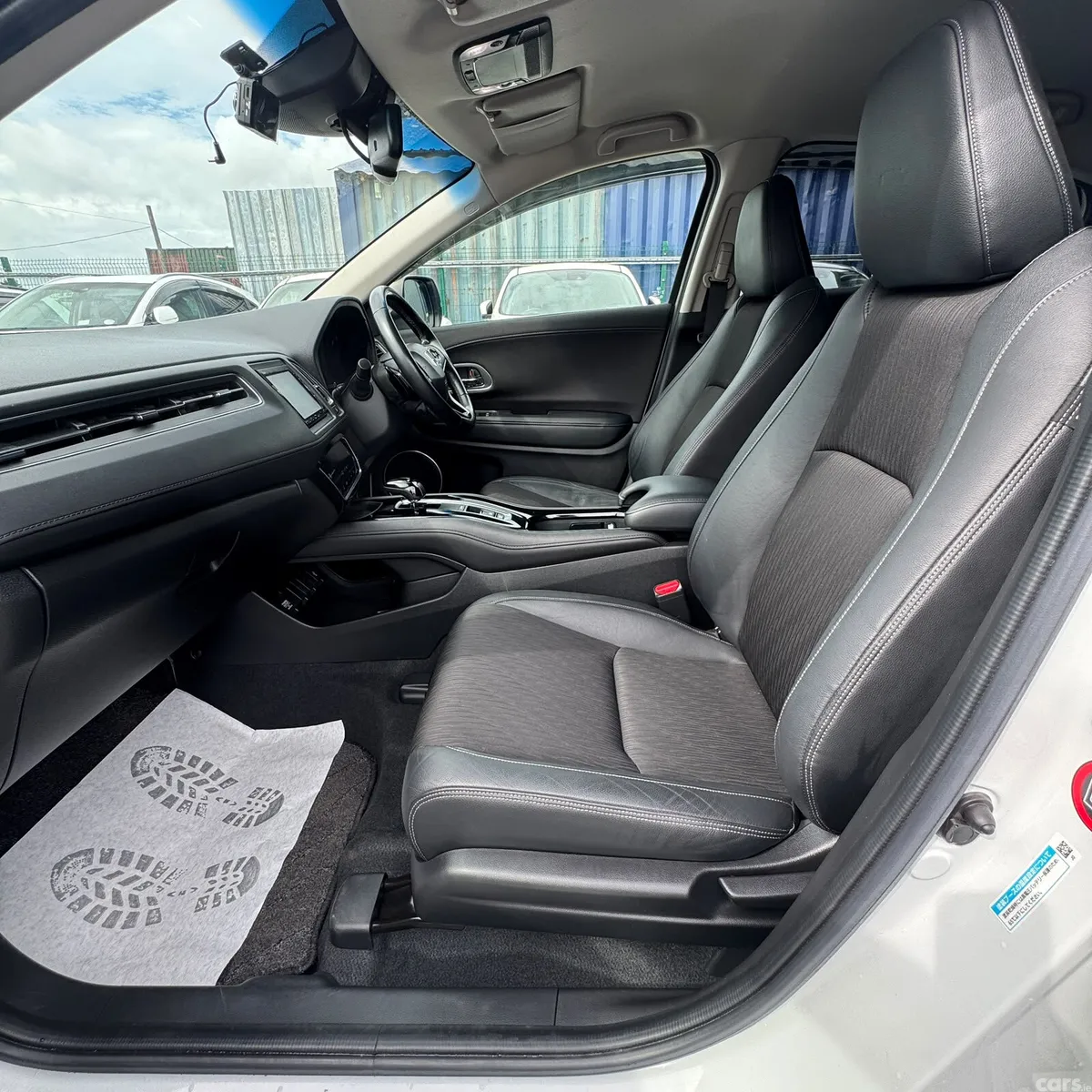 Honda Vezel Estate, Petrol Hybrid, 2018, White