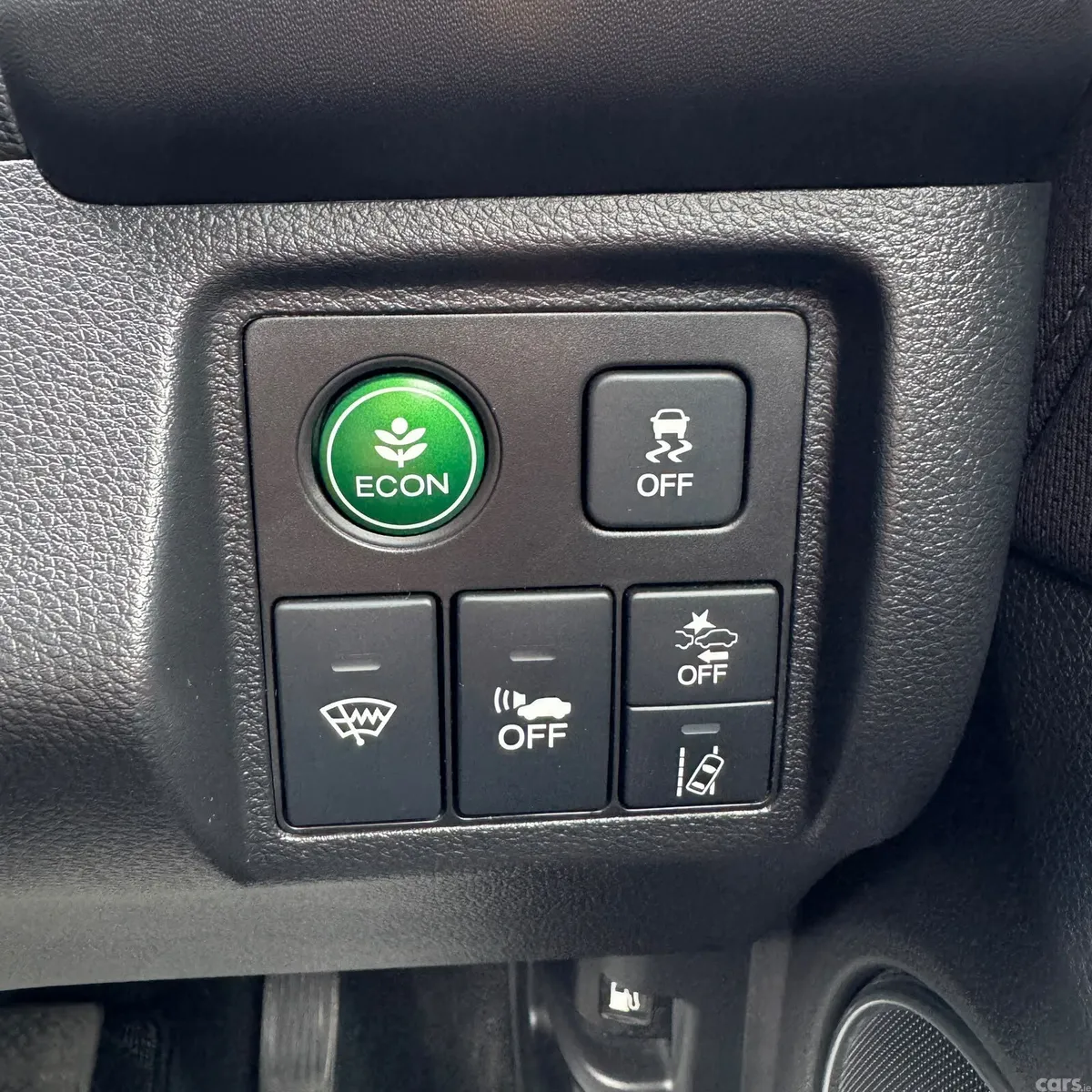 Honda Vezel Estate, Petrol Hybrid, 2018, White