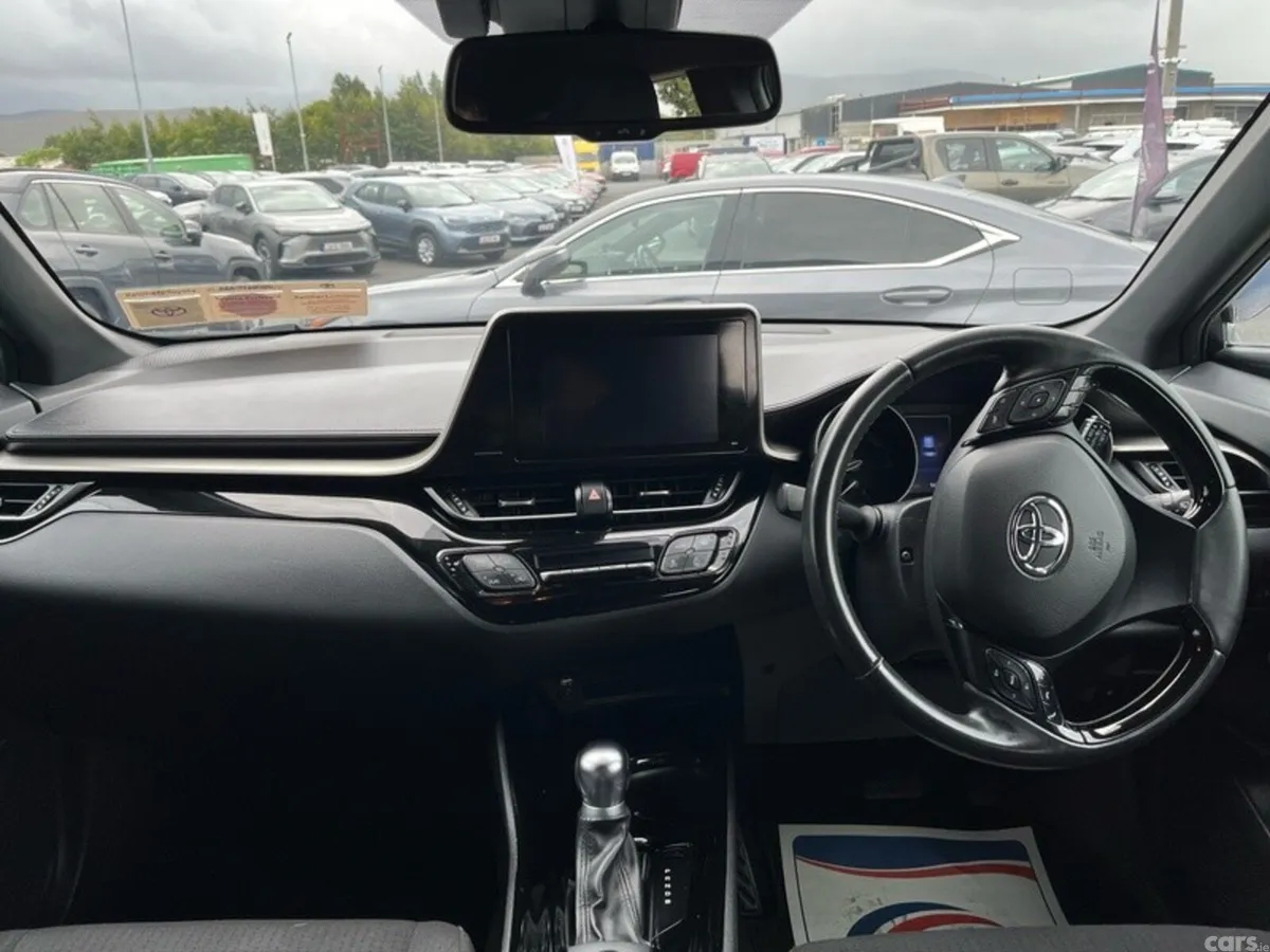 Toyota C-HR SUV, Petrol Hybrid, 2019, Grey