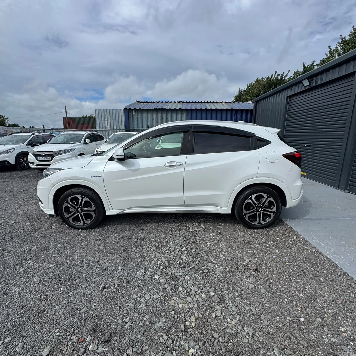 Honda Vezel Estate, Petrol Hybrid, 2018, White