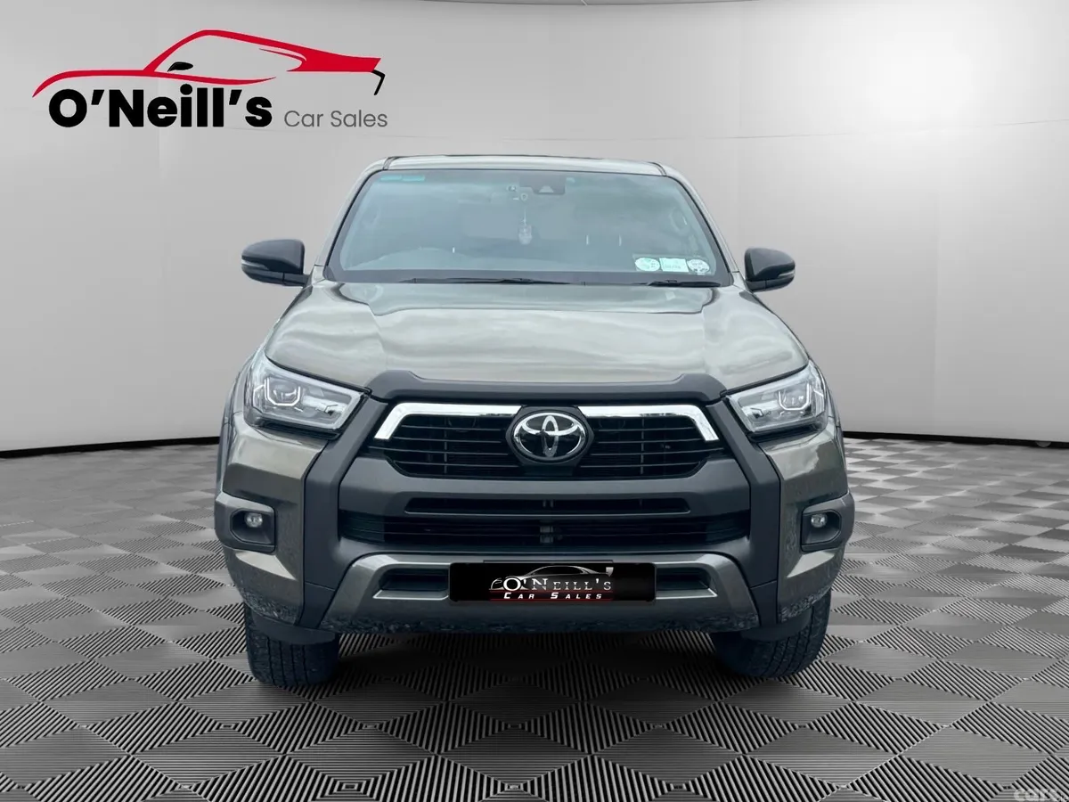 Toyota Hilux Pick Up, Diesel, 2023, Grey