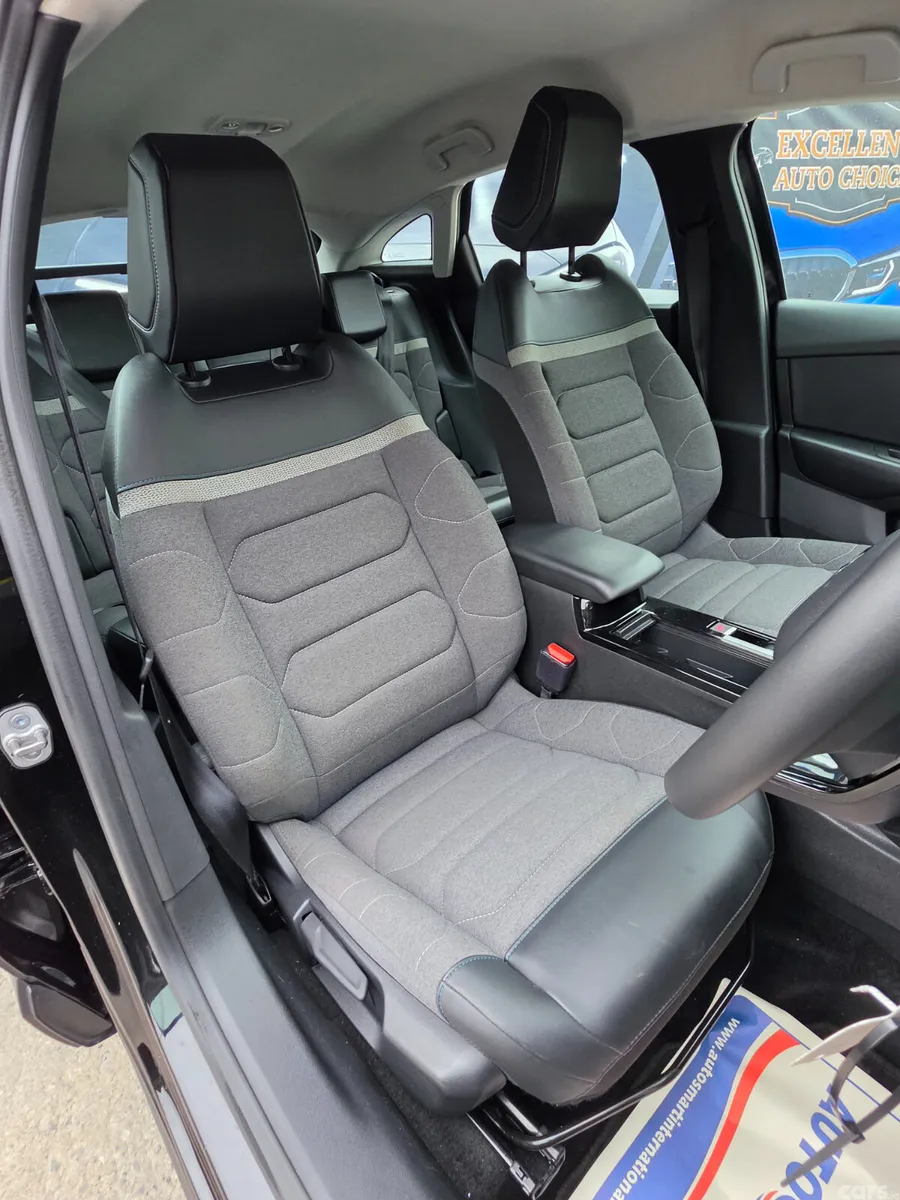Citroen C4 Hatchback, Diesel, 2022, Black