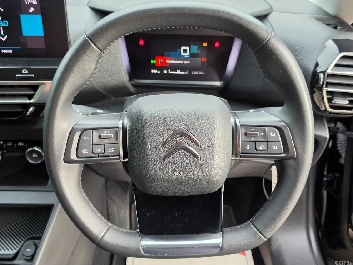 Citroen C4 Hatchback, Diesel, 2022, Black