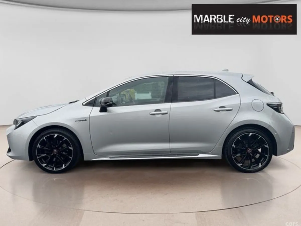 Toyota Corolla Hatchback, Petrol Hybrid, 2020, Silver