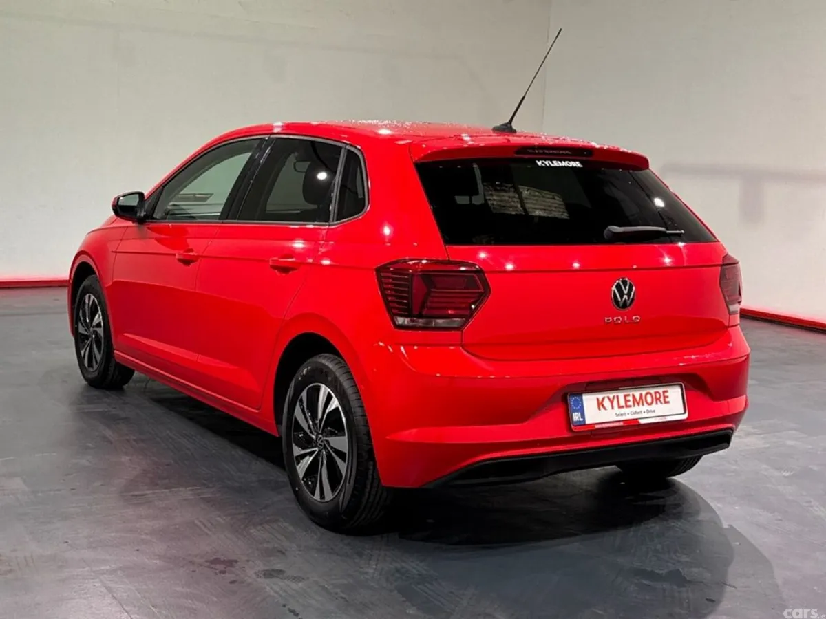 Volkswagen Polo Hatchback, Petrol, 2021, Red