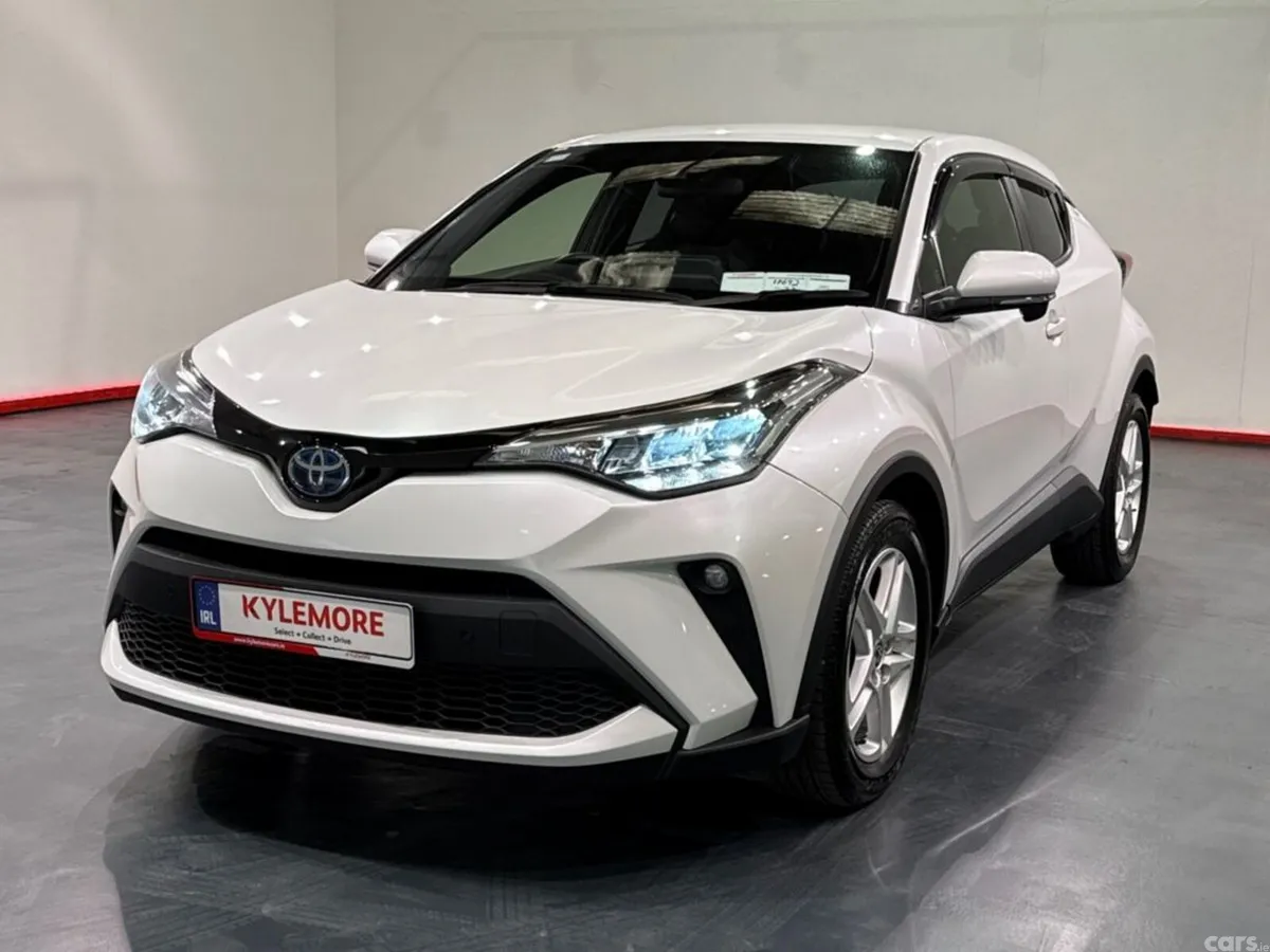 Toyota C-HR SUV, Petrol Hybrid, 2023, White