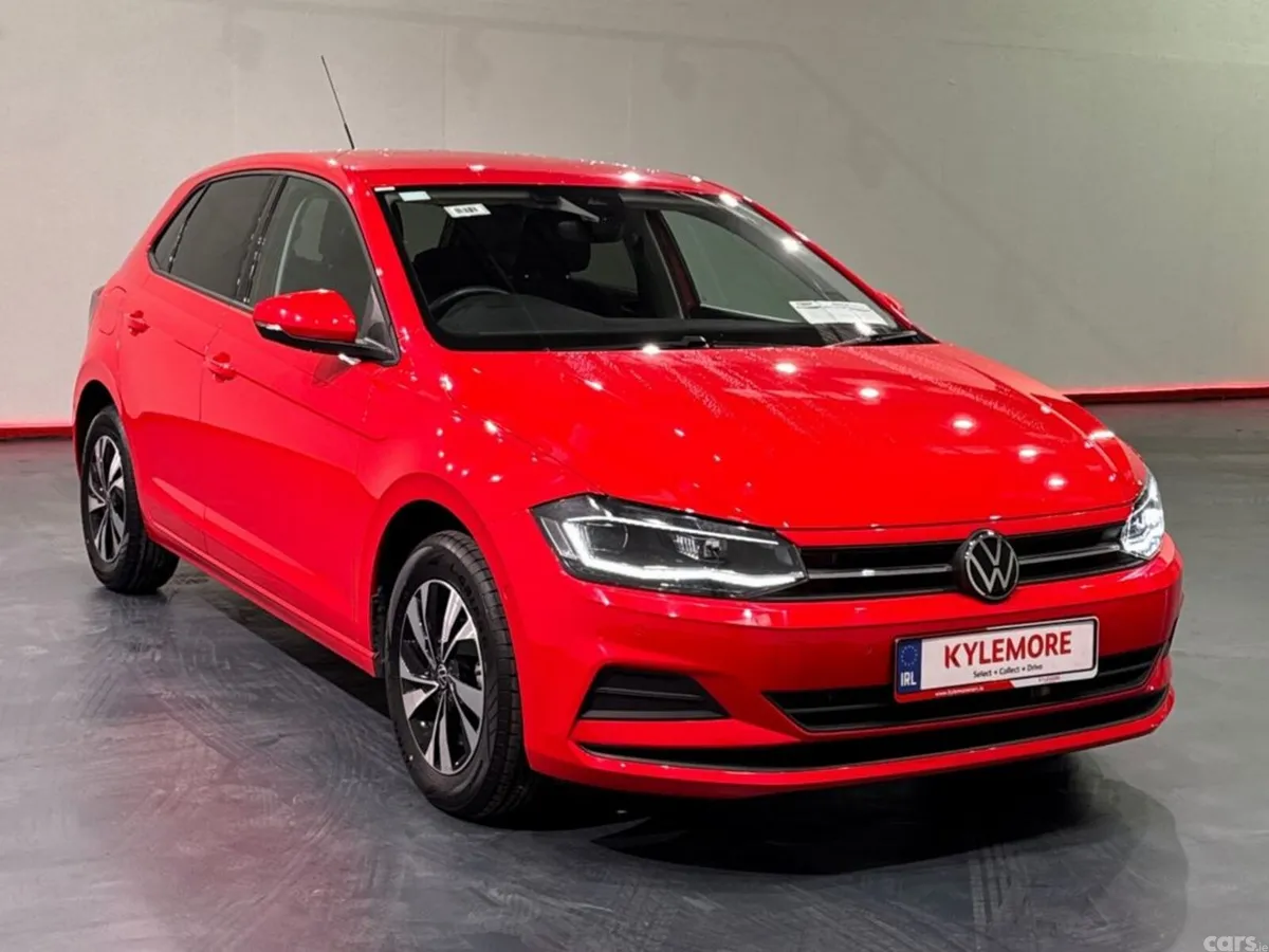 Volkswagen Polo Hatchback, Petrol, 2021, Red