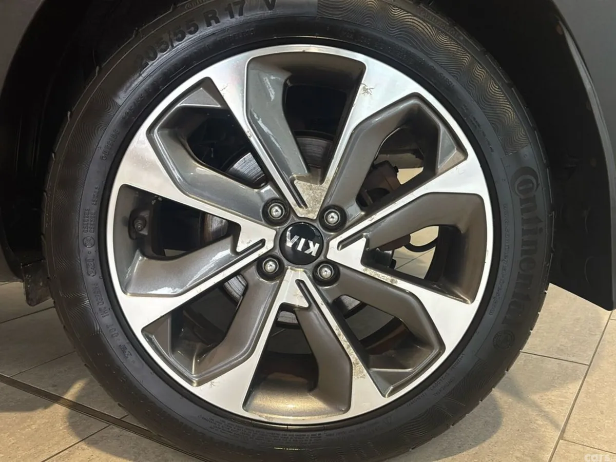 Kia Stonic Hatchback, Petrol Hybrid, 2021, Red