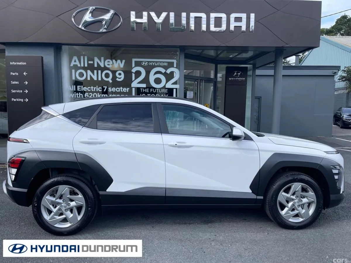 Hyundai KONA MPV, Petrol, 2026, White