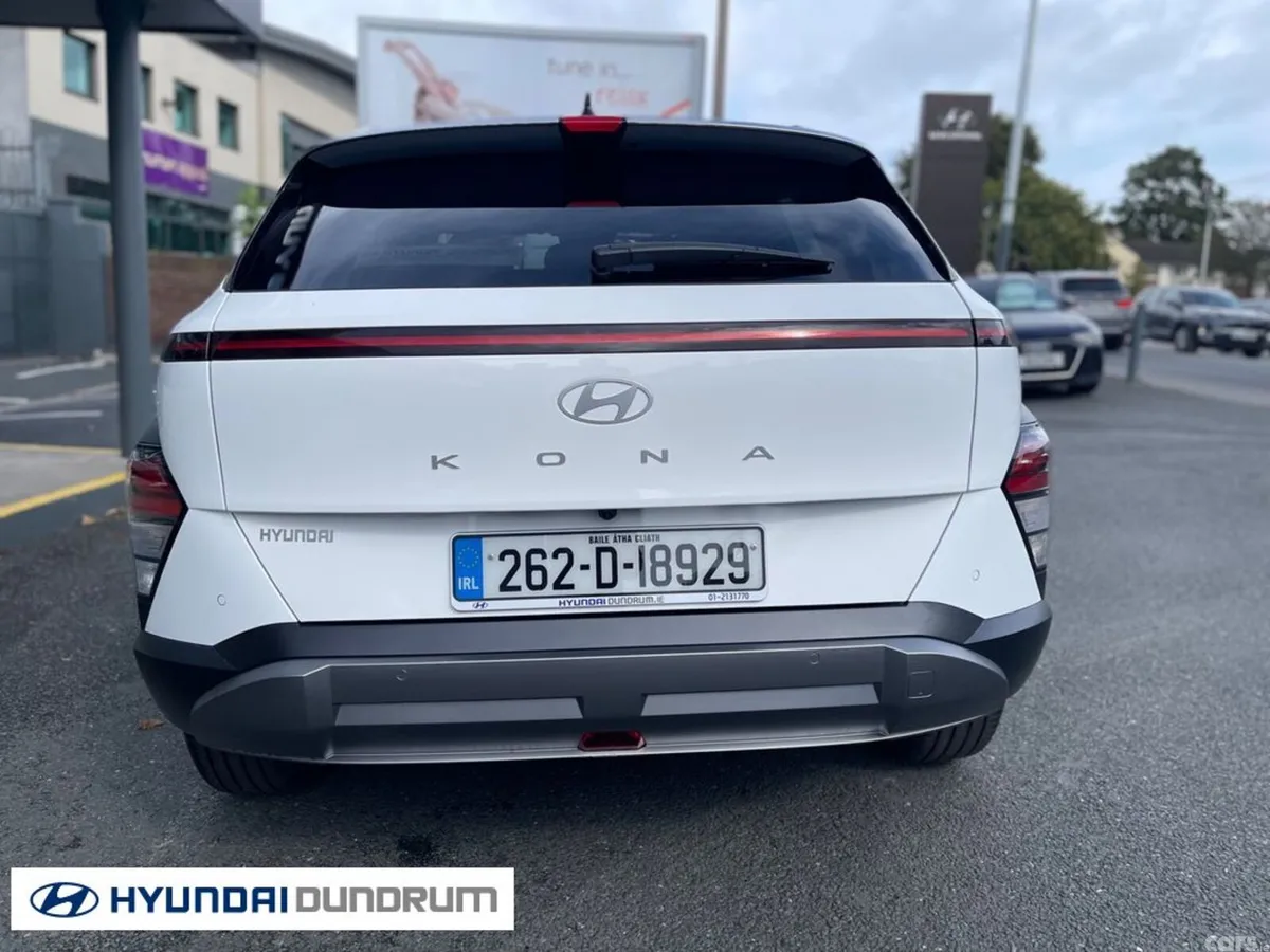 Hyundai KONA MPV, Petrol, 2026, White