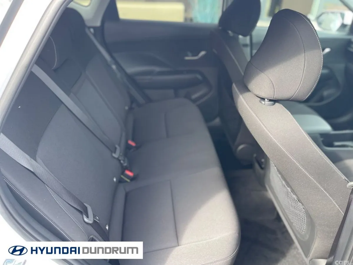 Hyundai KONA MPV, Petrol, 2026, White