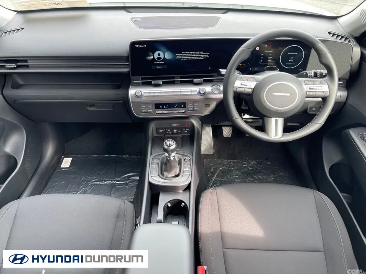 Hyundai KONA MPV, Petrol, 2026, White