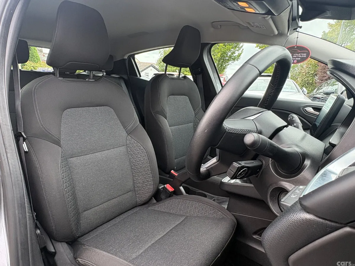 Renault Clio Hatchback, Petrol, 2023, Grey