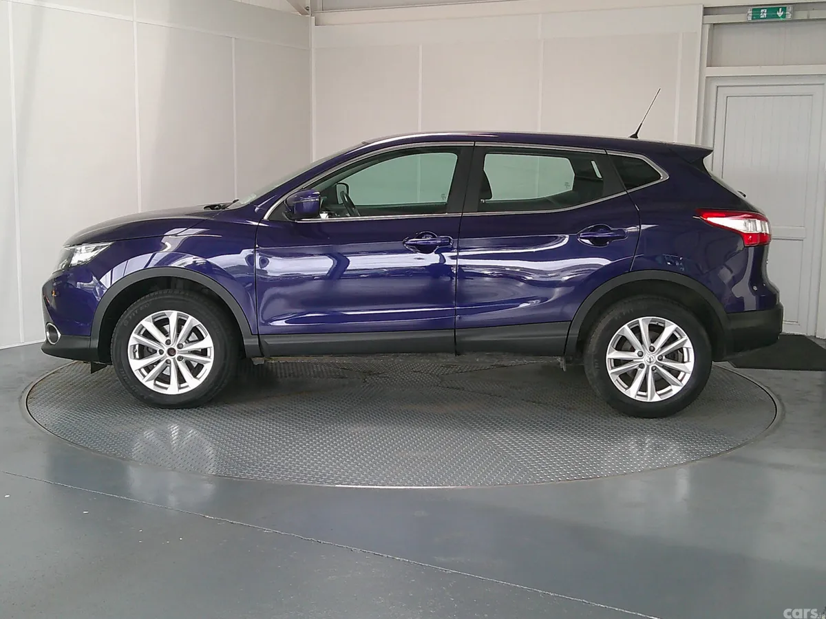 Nissan Qashqai Hatchback, Diesel, 2016, Blue