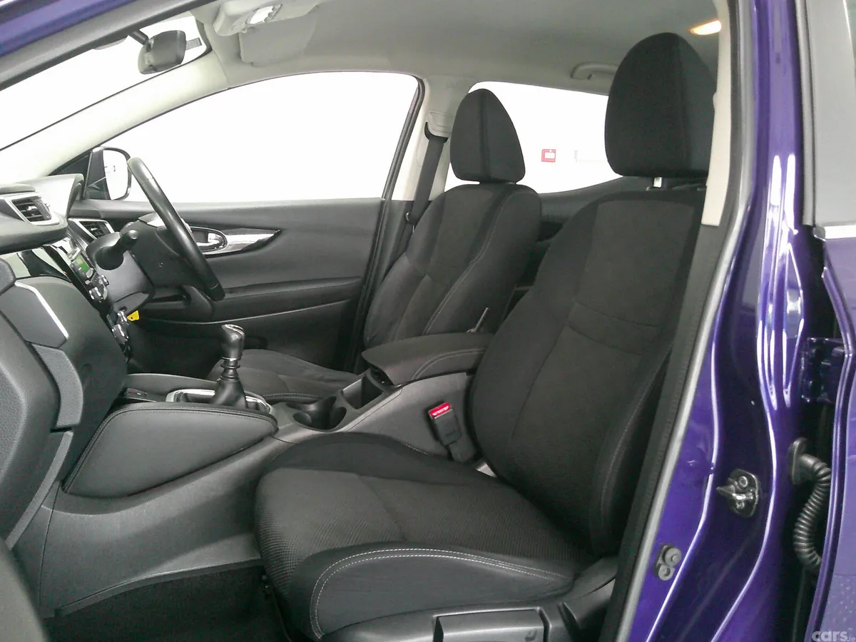 Nissan Qashqai Hatchback, Diesel, 2016, Blue