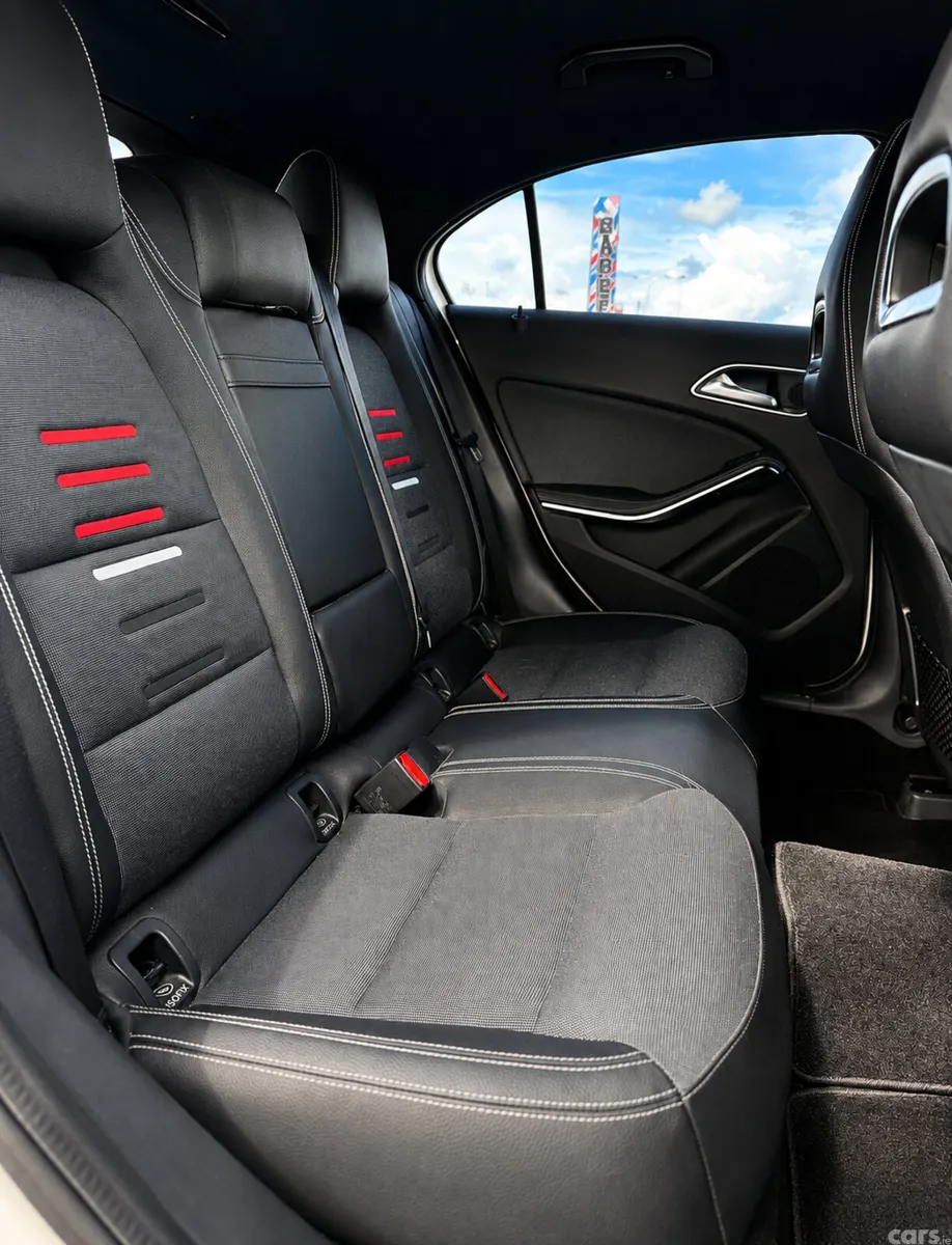 Mercedes-Benz A-Class Hatchback, Petrol, 2017, White