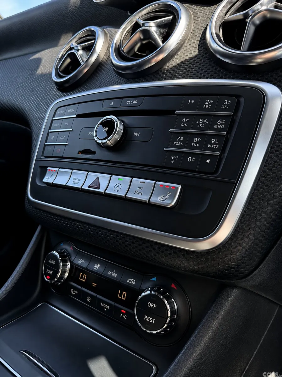 Mercedes-Benz A-Class Hatchback, Petrol, 2017, White