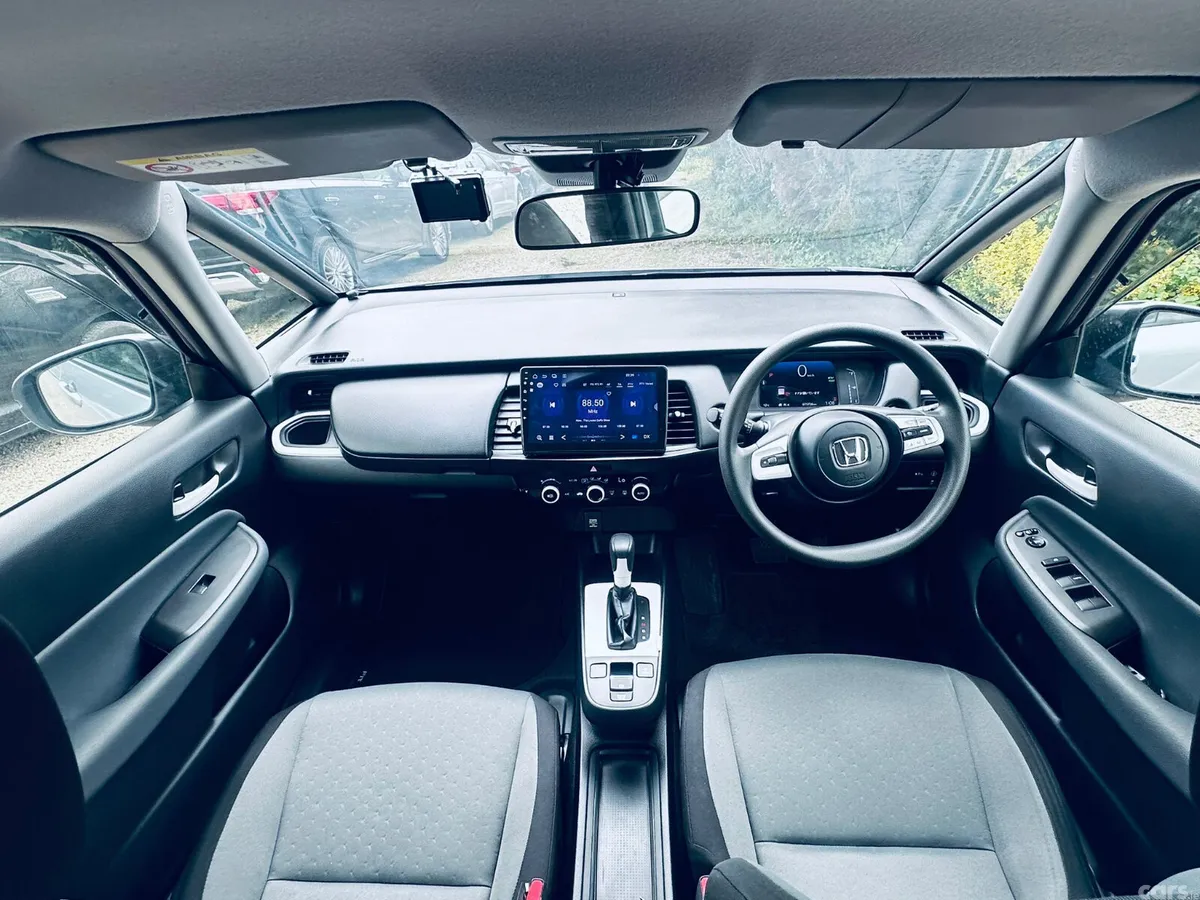 Honda Fit Hatchback, Petrol Hybrid, 2021, Silver