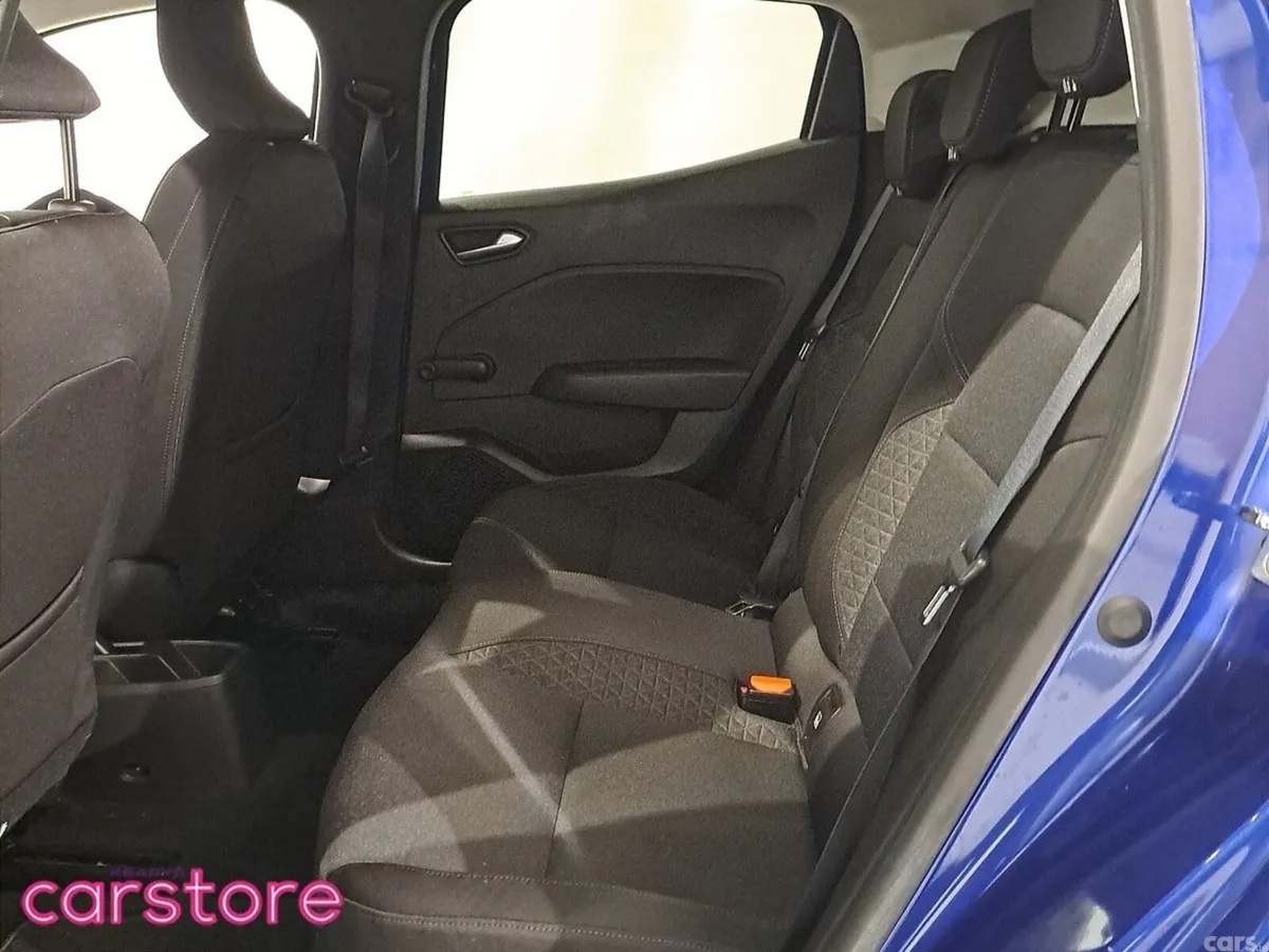 Renault Clio Hatchback, Petrol, 2021, Blue